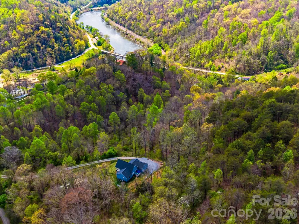 170 Starry Night Lane Marshall, NC 28753