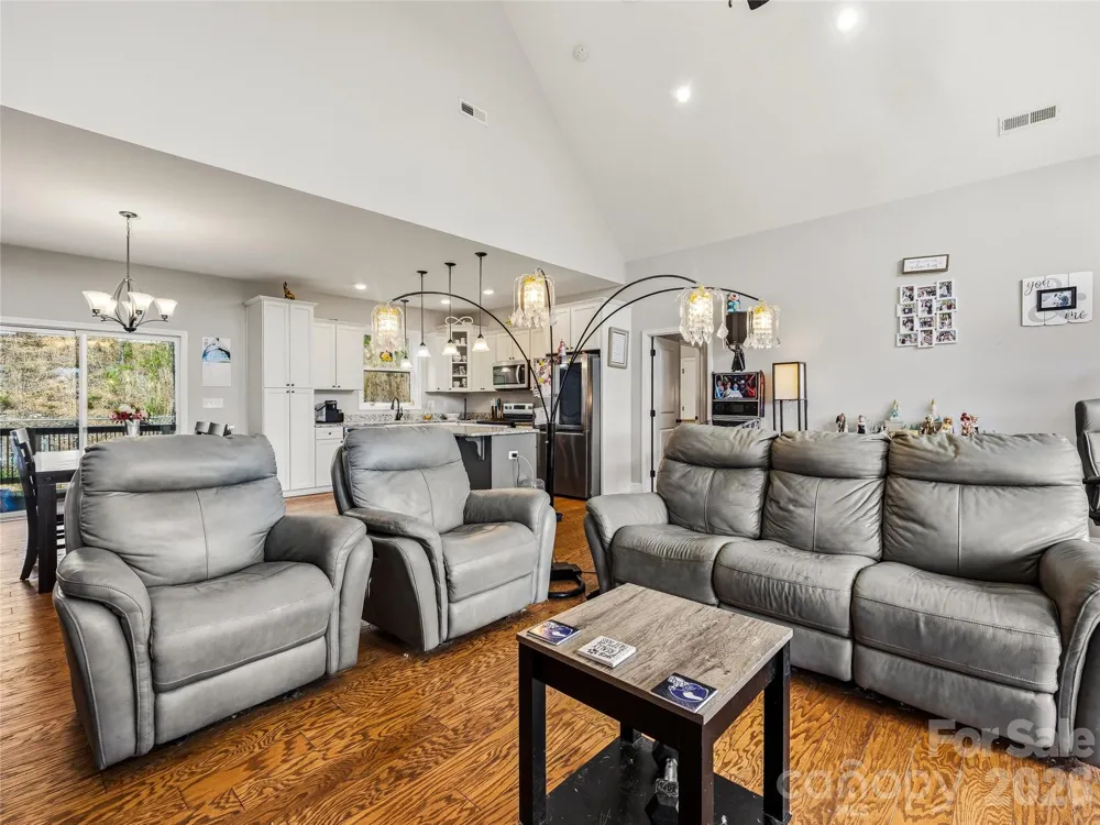 170 Starry Night Lane Marshall, NC 28753