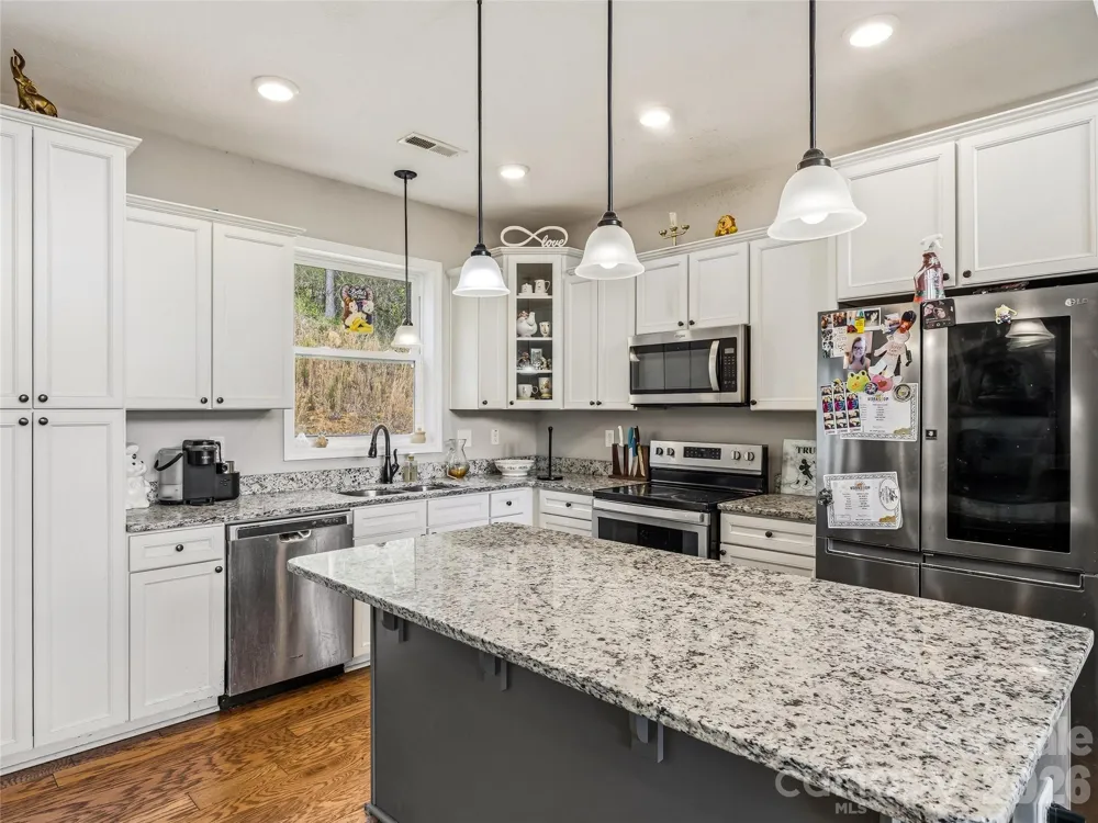 170 Starry Night Lane Marshall, NC 28753