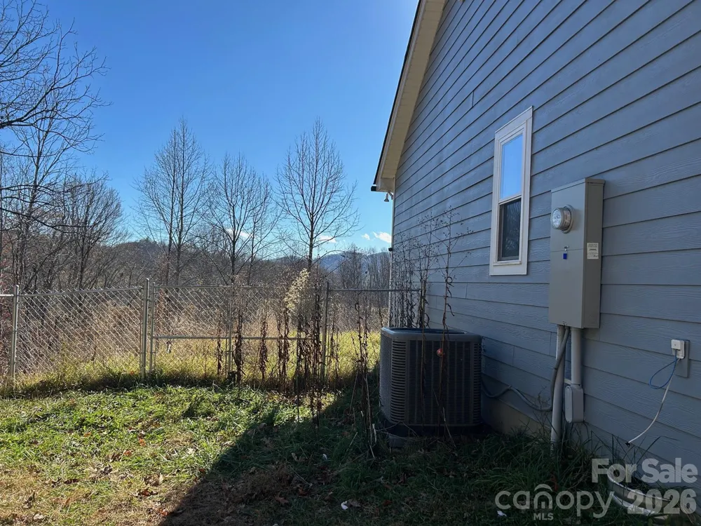 170 Starry Night Lane Marshall, NC 28753