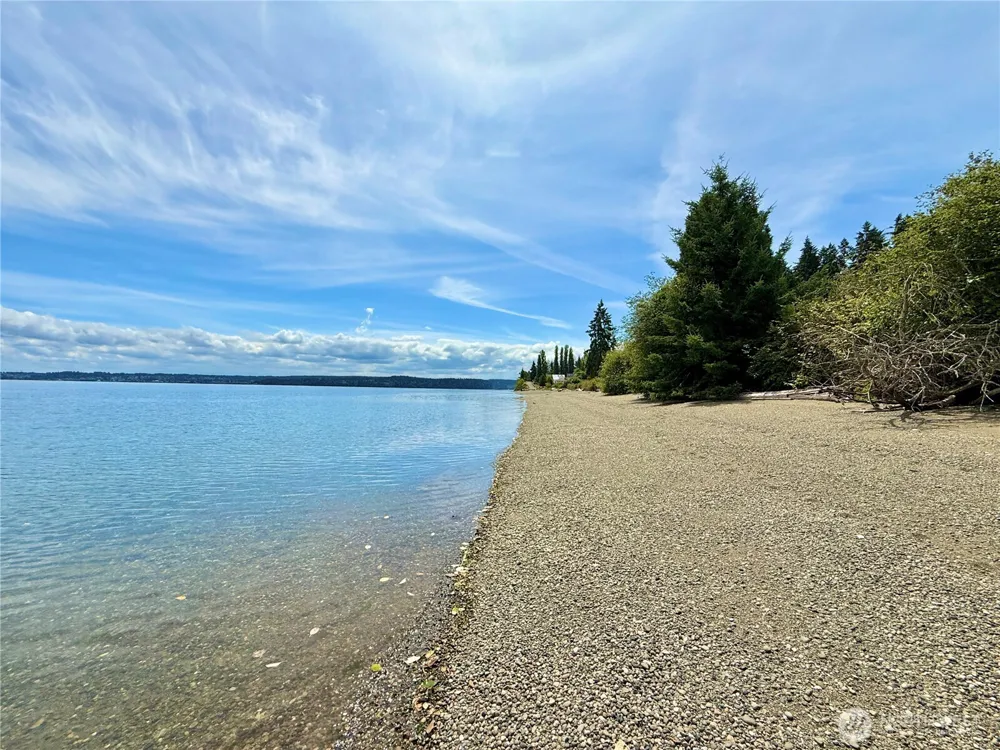 12914 E 101st Street Ct Anderson Island, WA 98303