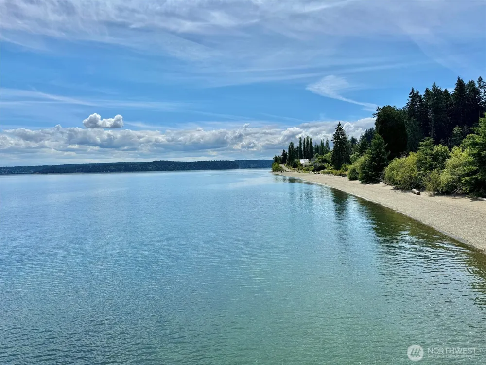 12918 E 101st Street Ct Anderson Island, WA 98303