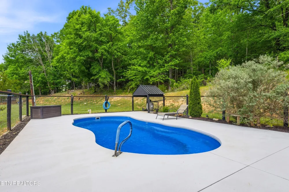 1913 E Union Valley Rd Seymour, TN 37865