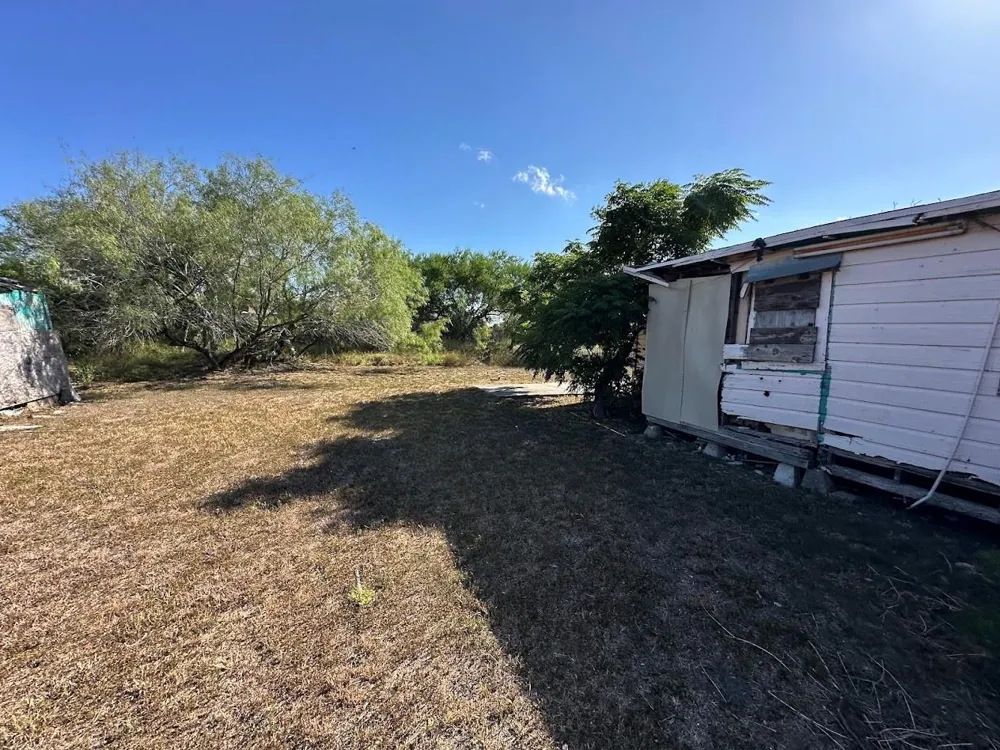 505 Francis Street Bishop, TX 78343