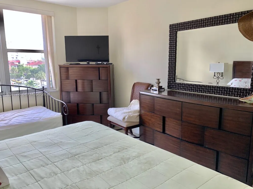 1985 S Ocean Dr #3C Hallandale Beach, FL 33009