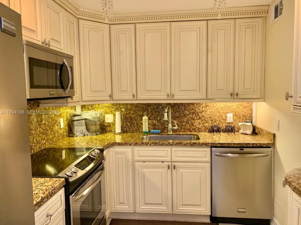 1985 S Ocean Dr #3C Hallandale Beach, FL 33009