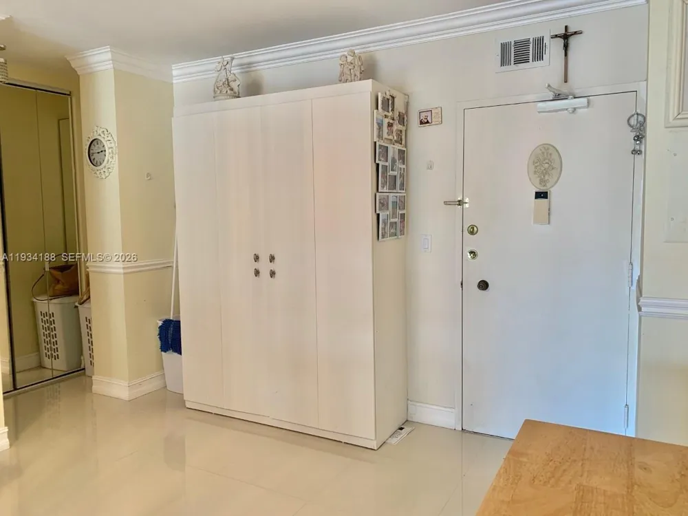 1985 S Ocean Dr #3C Hallandale Beach, FL 33009