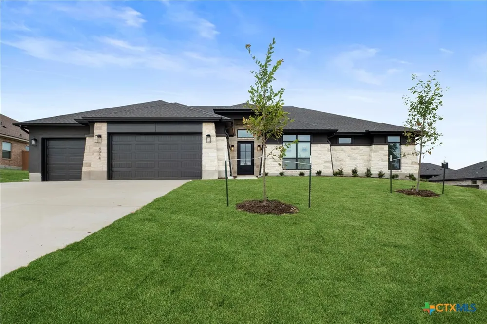 4084 Turning Leaf Drive