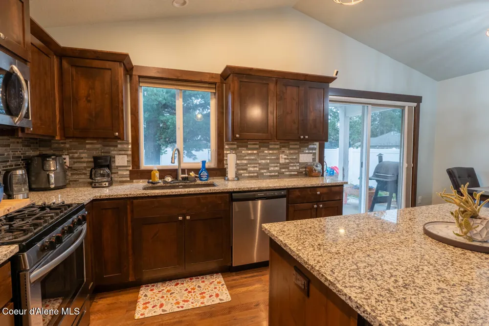 15382 WASHINGTON STREET Rathdrum, ID 83858