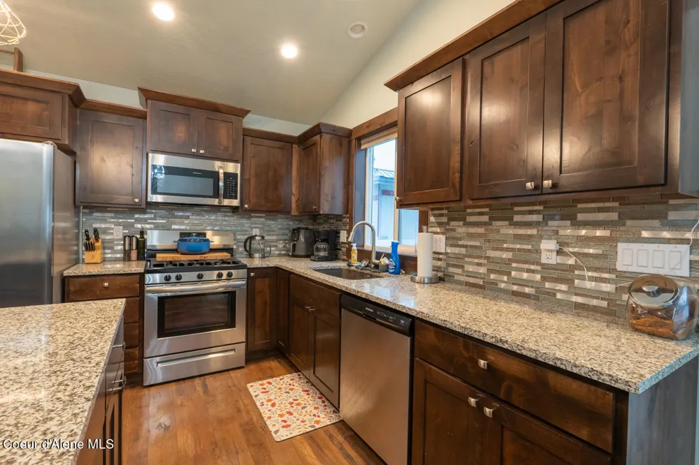 15382 WASHINGTON STREET Rathdrum, ID 83858