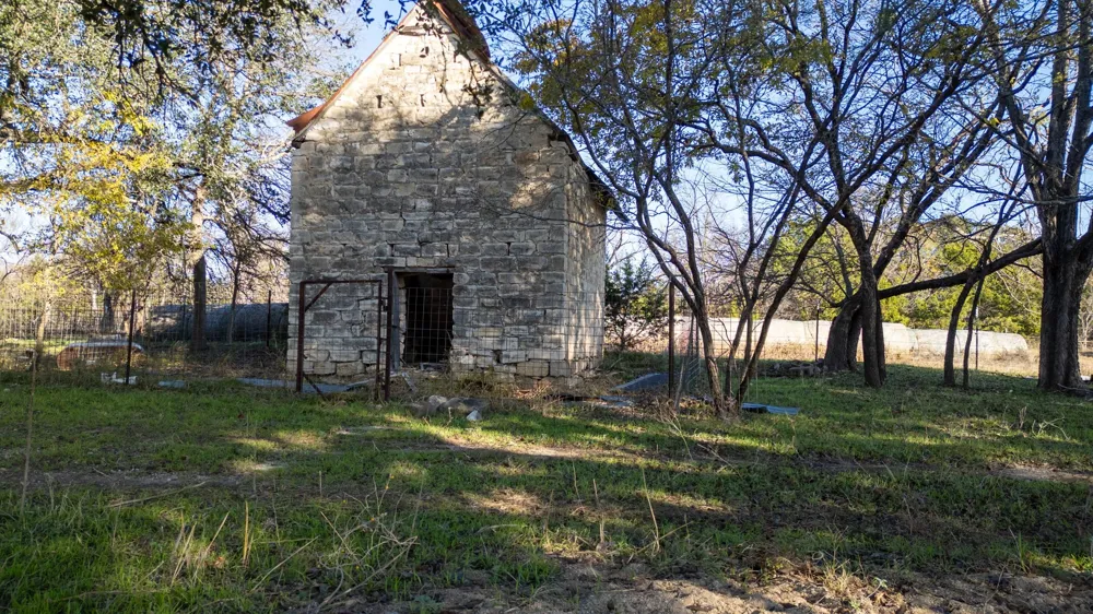 12615 US Highway 190 E Kempner, TX 76539