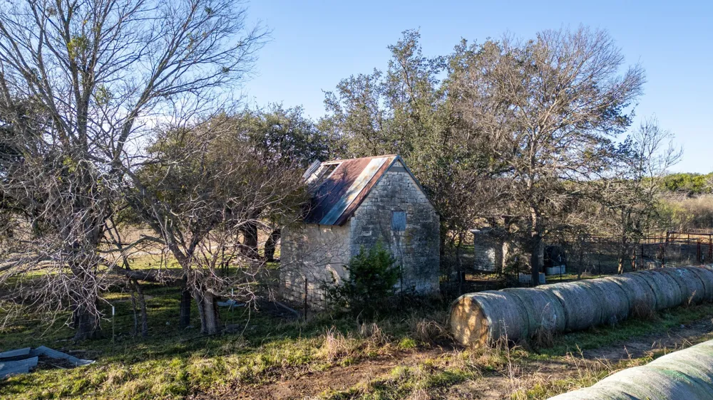 12615 US Highway 190 E Kempner, TX 76539