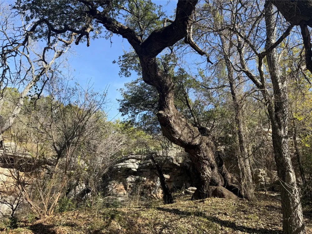 151 North River Road Lampasas, TX 76550