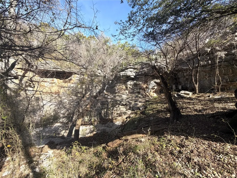 151 North River Road Lampasas, TX 76550