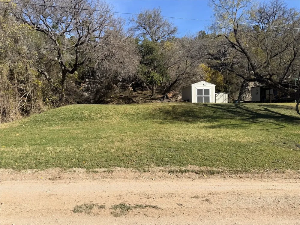151 North River Road Lampasas, TX 76550