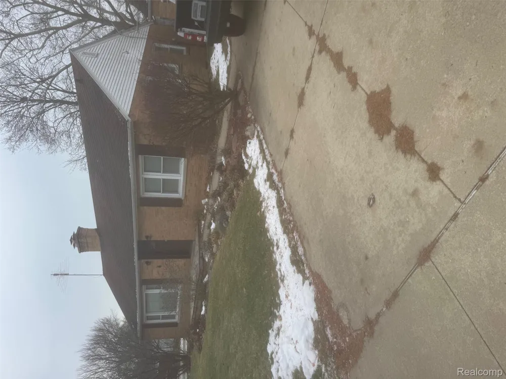 401 Richard Avenue Lansing City, MI 48917