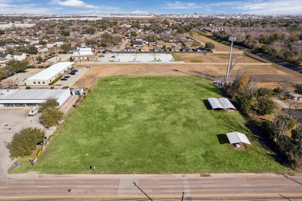 4205 Pasadena Boulevard Pasadena, TX 77503