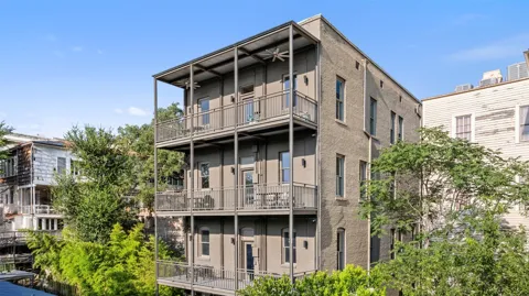 702 San Antonio Street
