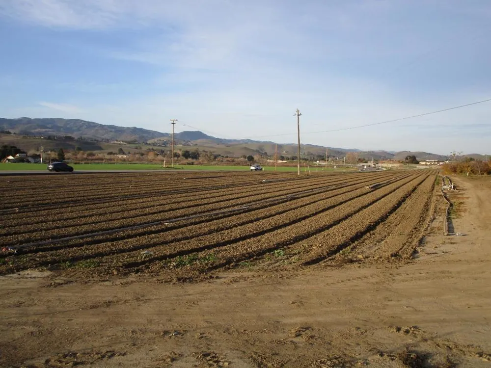 Ladd Lane Hollister, CA 95023