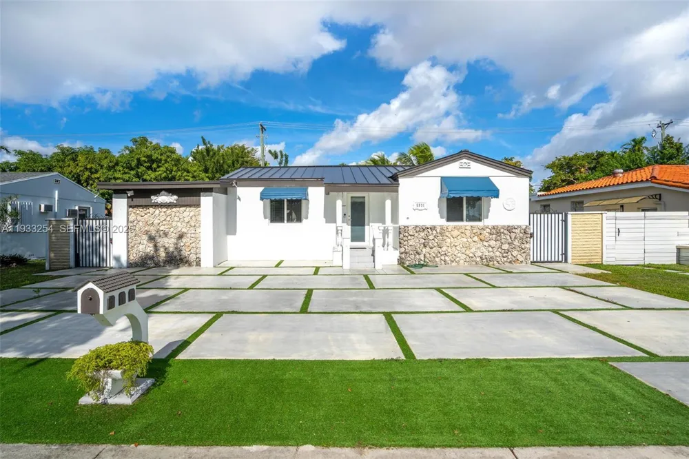 5931 SW 14th St West Miami, FL 33144