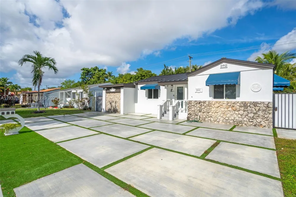 5931 SW 14th St West Miami, FL 33144