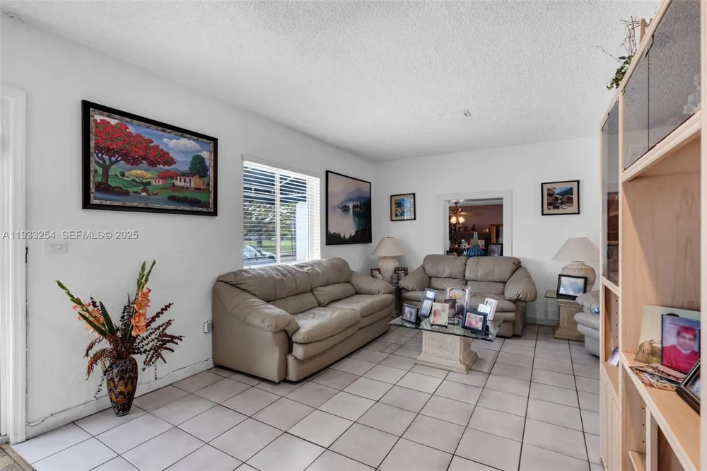 5931 SW 14th St West Miami, FL 33144