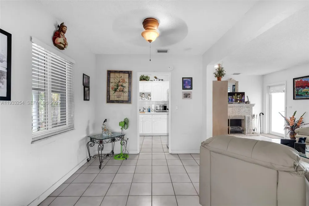 5931 SW 14th St West Miami, FL 33144