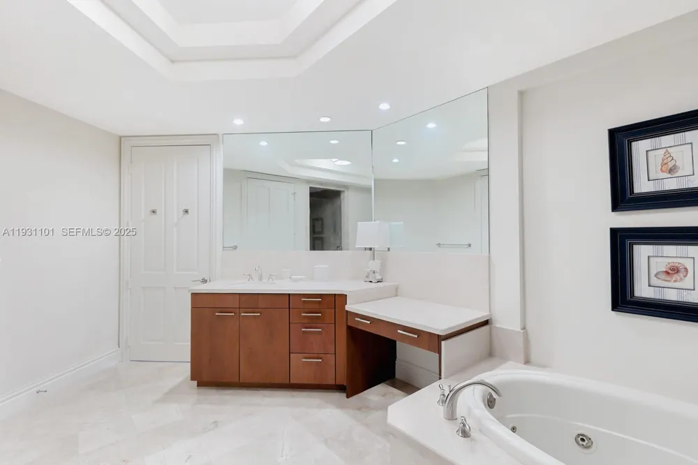 10295 Collins Ave #803 Bal Harbour, FL 33154