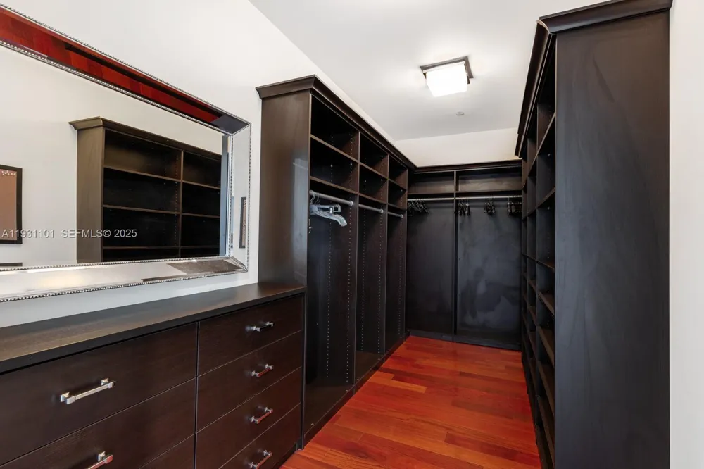 10295 Collins Ave #803 Bal Harbour, FL 33154
