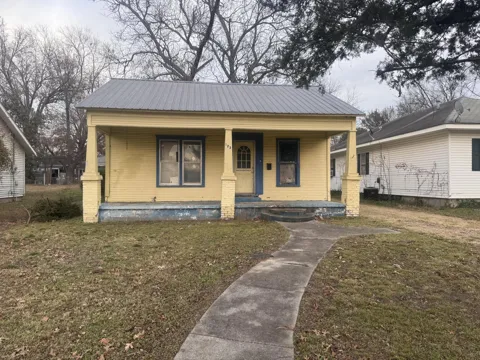 122 I STREET