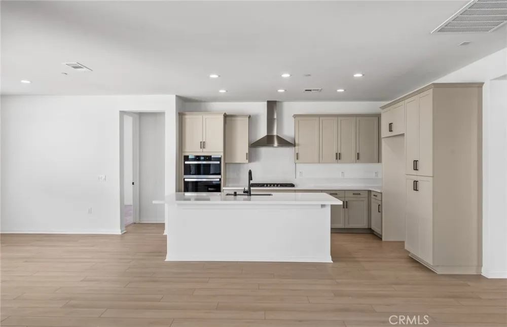 25381 Violane Drive Menifee, CA 92585