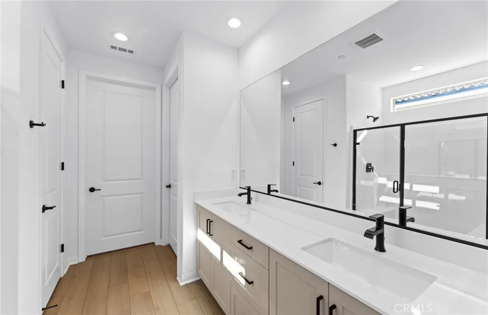 25381 Violane Drive Menifee, CA 92585