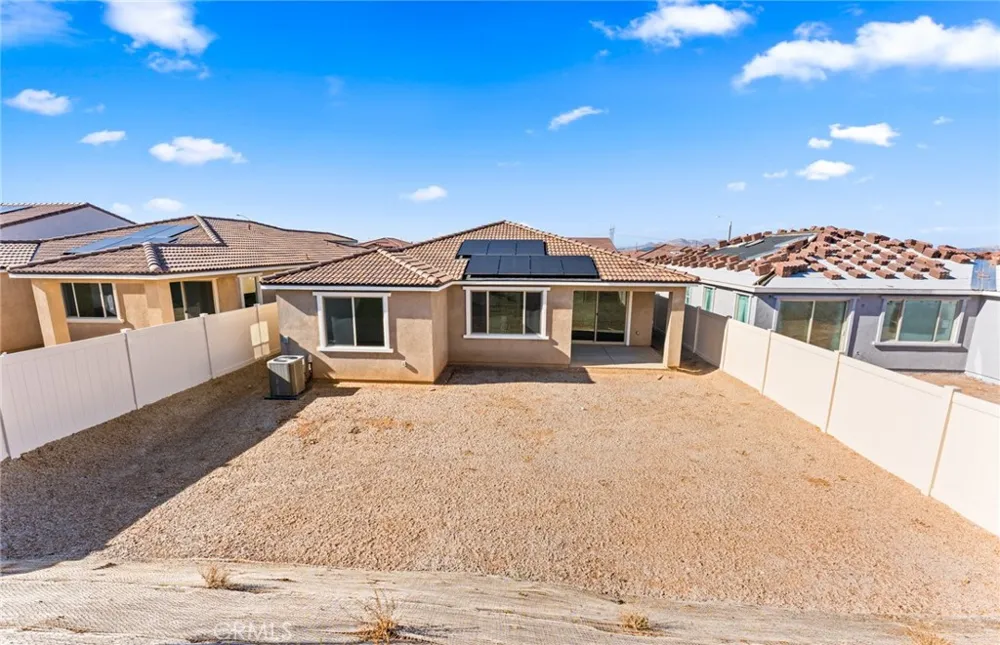 25381 Violane Drive Menifee, CA 92585