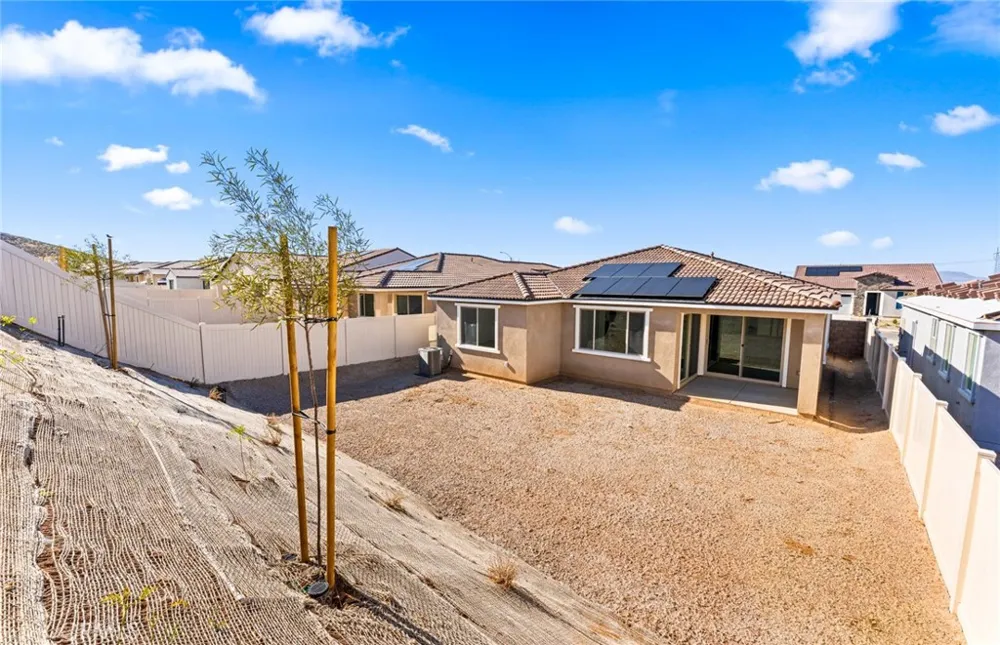 25381 Violane Drive Menifee, CA 92585