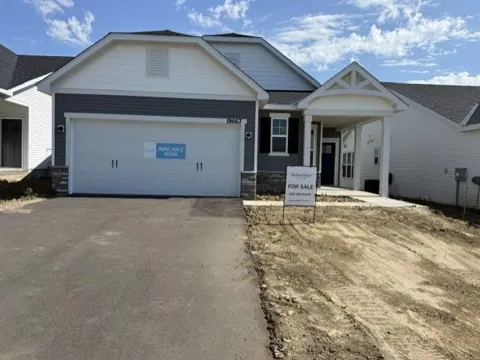 19663 Hunters Ridge