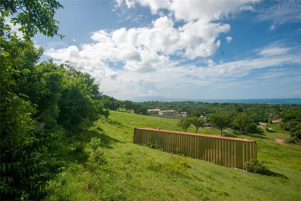14 CALLE 16 Vieques, PR 00765