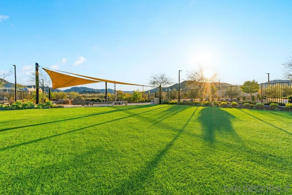 347 Sweet Pl Fallbrook, CA 92028