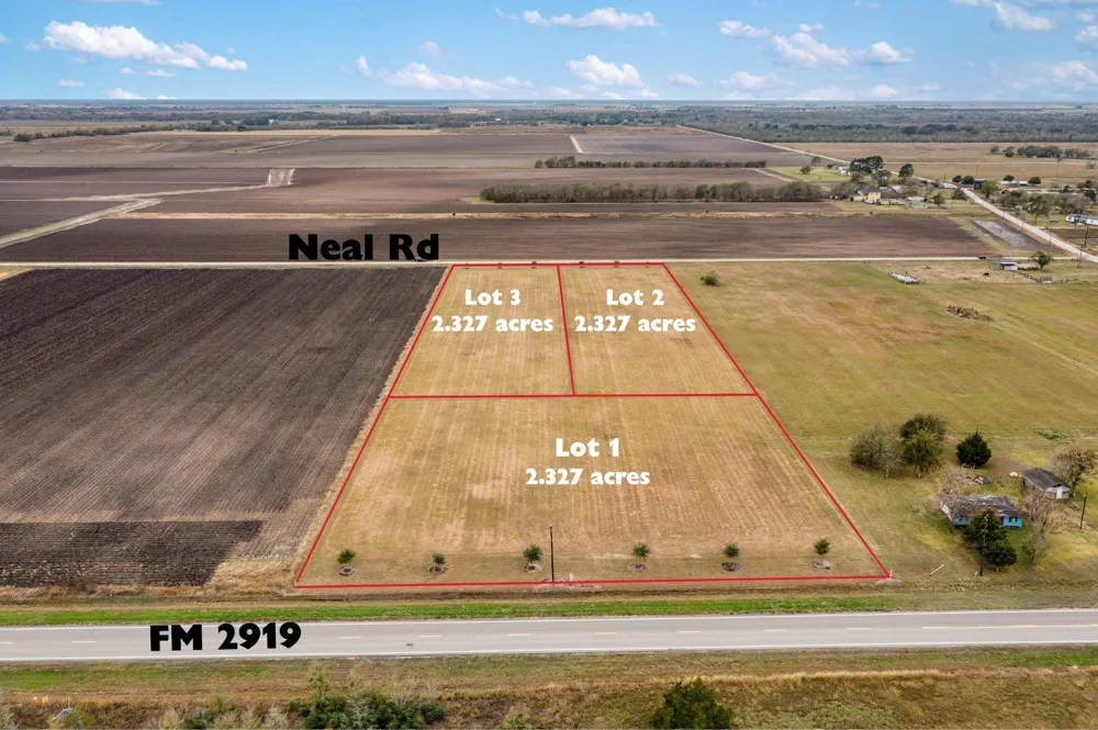 3 Neal Rd Beasley, TX 77417