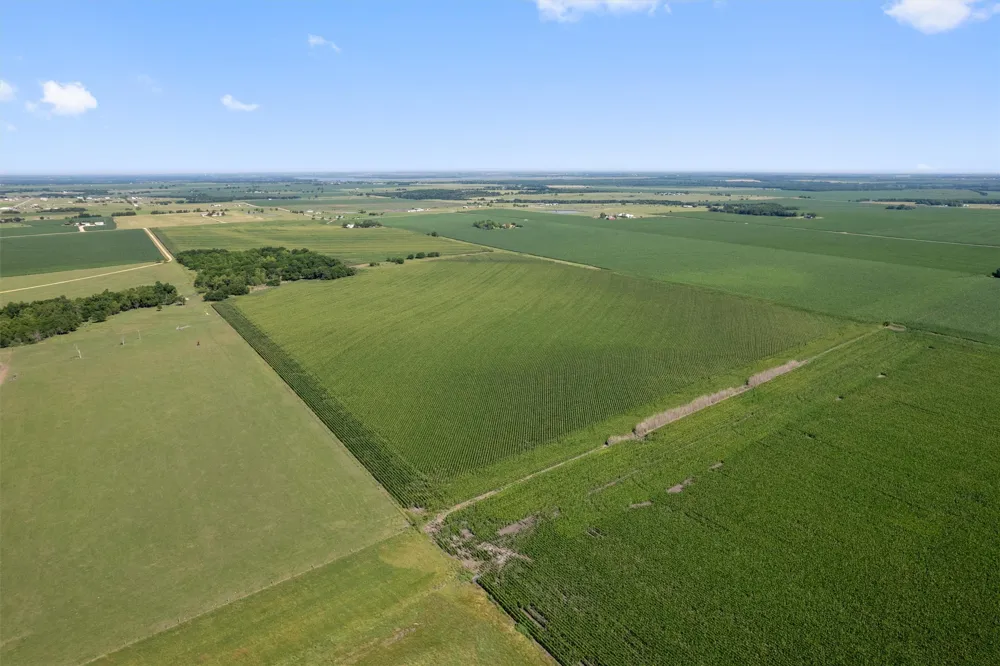 1701 County Road 424 Taylor, TX 76574
