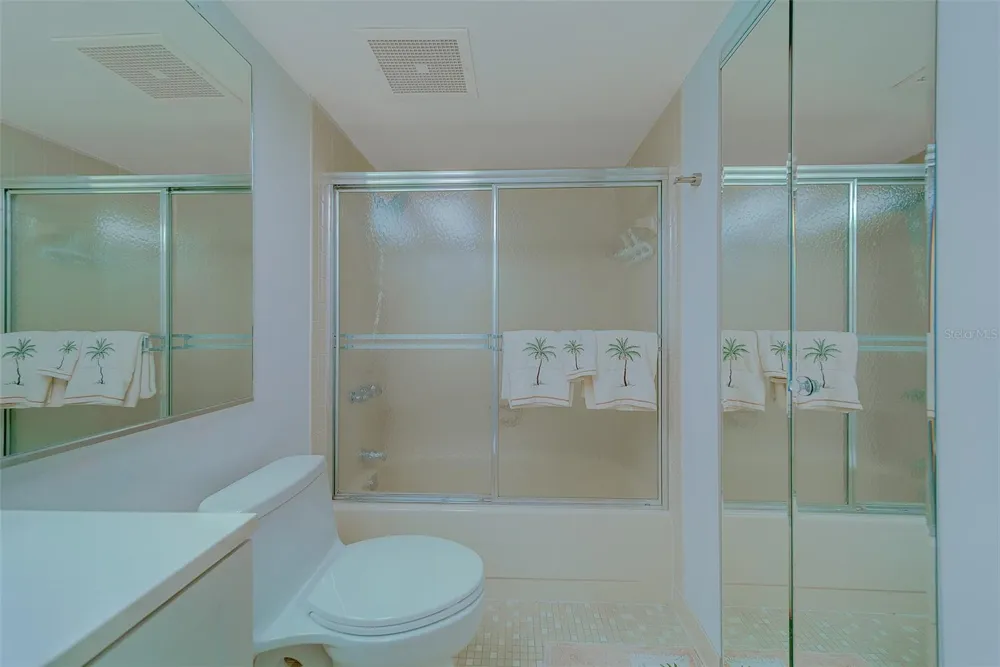 17900 GULF BOULEVARD #1B Redington Shores, FL 33708