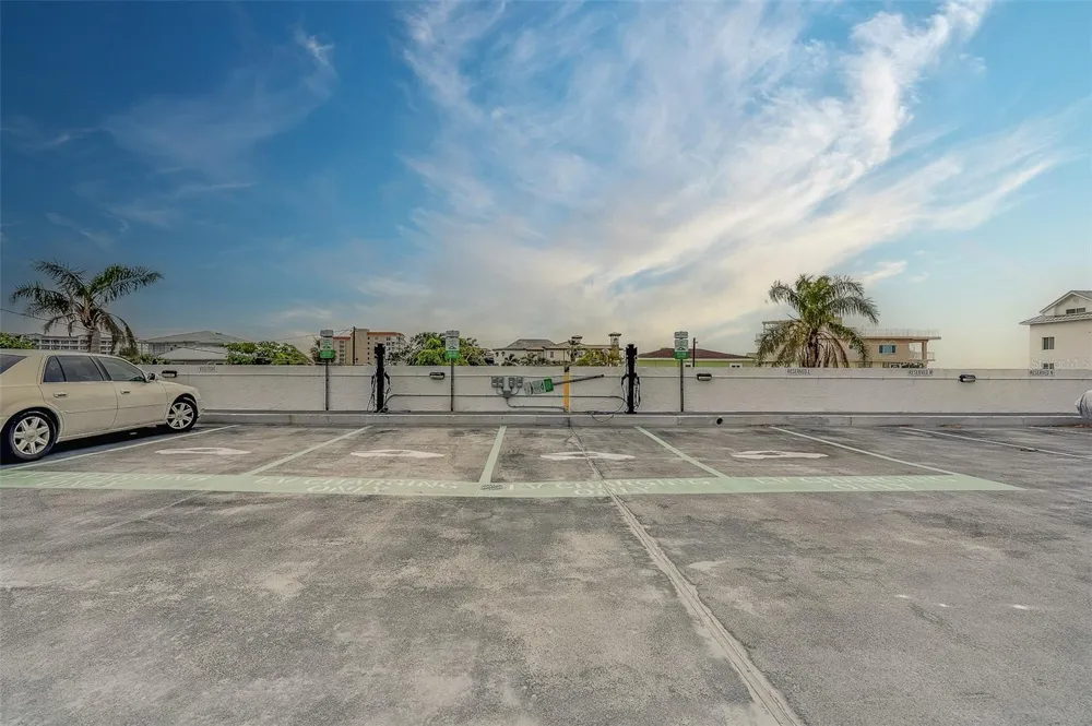 17900 GULF BOULEVARD #1B Redington Shores, FL 33708