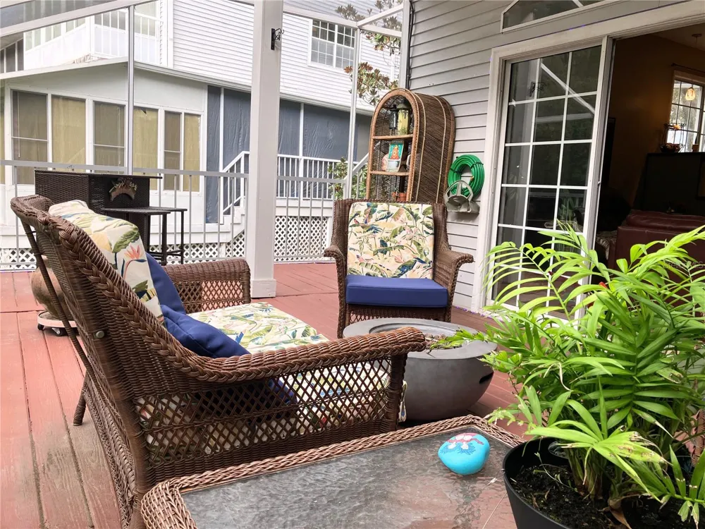 2015 VISTA DEL SOL CIRCLE #108 Lutz, FL 33558