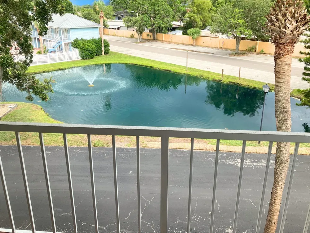 2015 VISTA DEL SOL CIRCLE #108 Lutz, FL 33558
