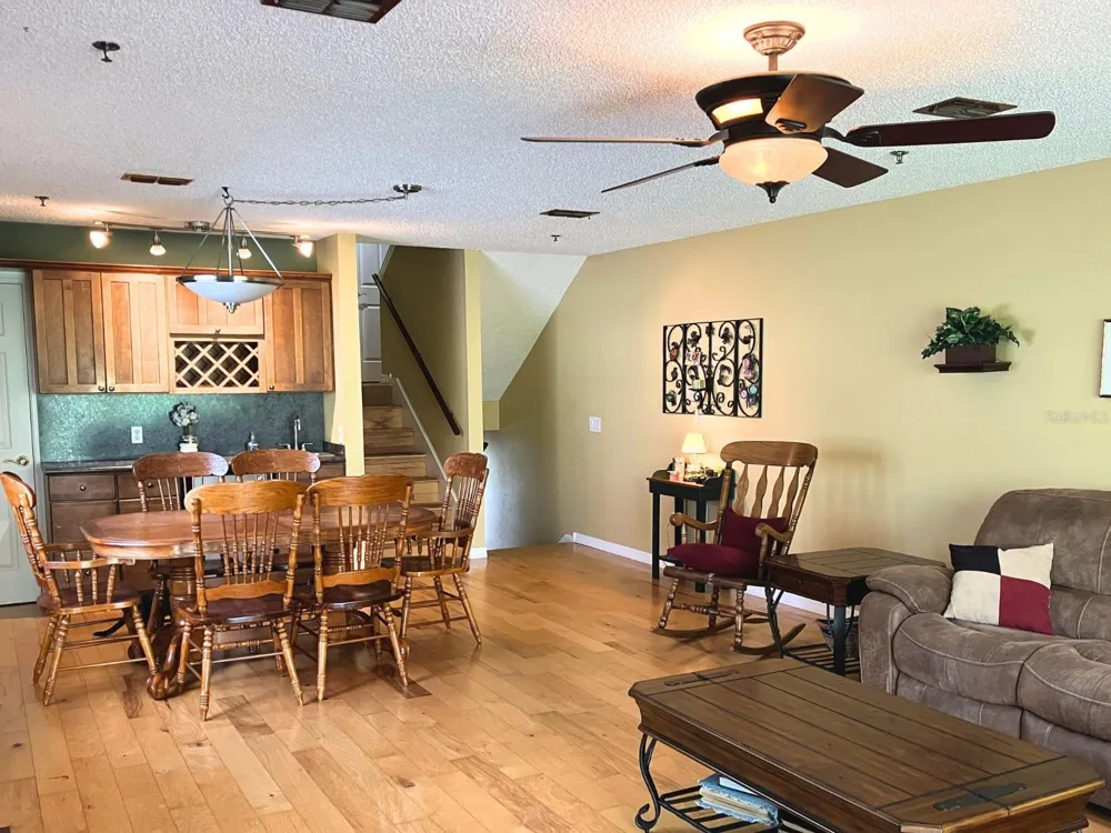 2015 VISTA DEL SOL CIRCLE #108 Lutz, FL 33558
