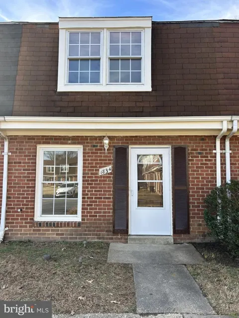1834 ARWELL COURT #10G