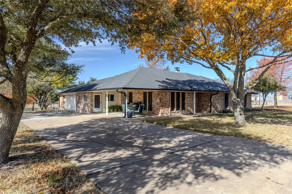 803 Westshore Drive St Paul, TX 75098