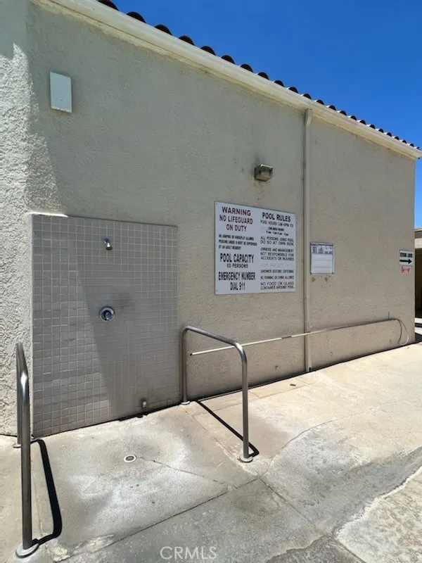 1295 S Cawston Avenue Hemet, CA 92545