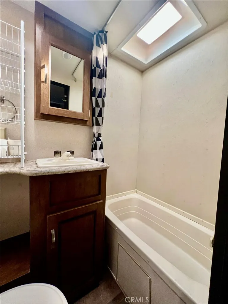 1295 S Cawston Avenue Hemet, CA 92545
