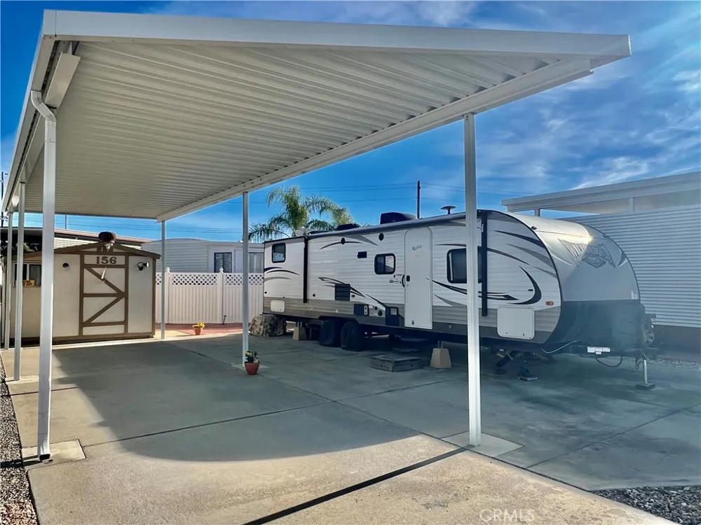 1295 S Cawston Avenue Hemet, CA 92545