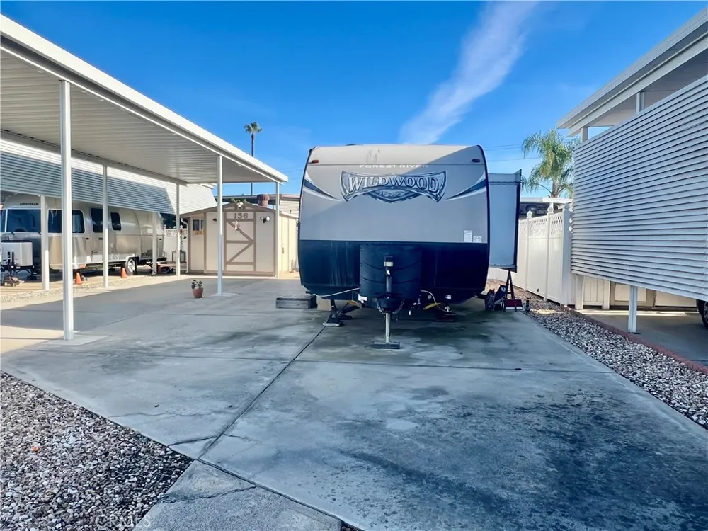 1295 S Cawston Avenue Hemet, CA 92545